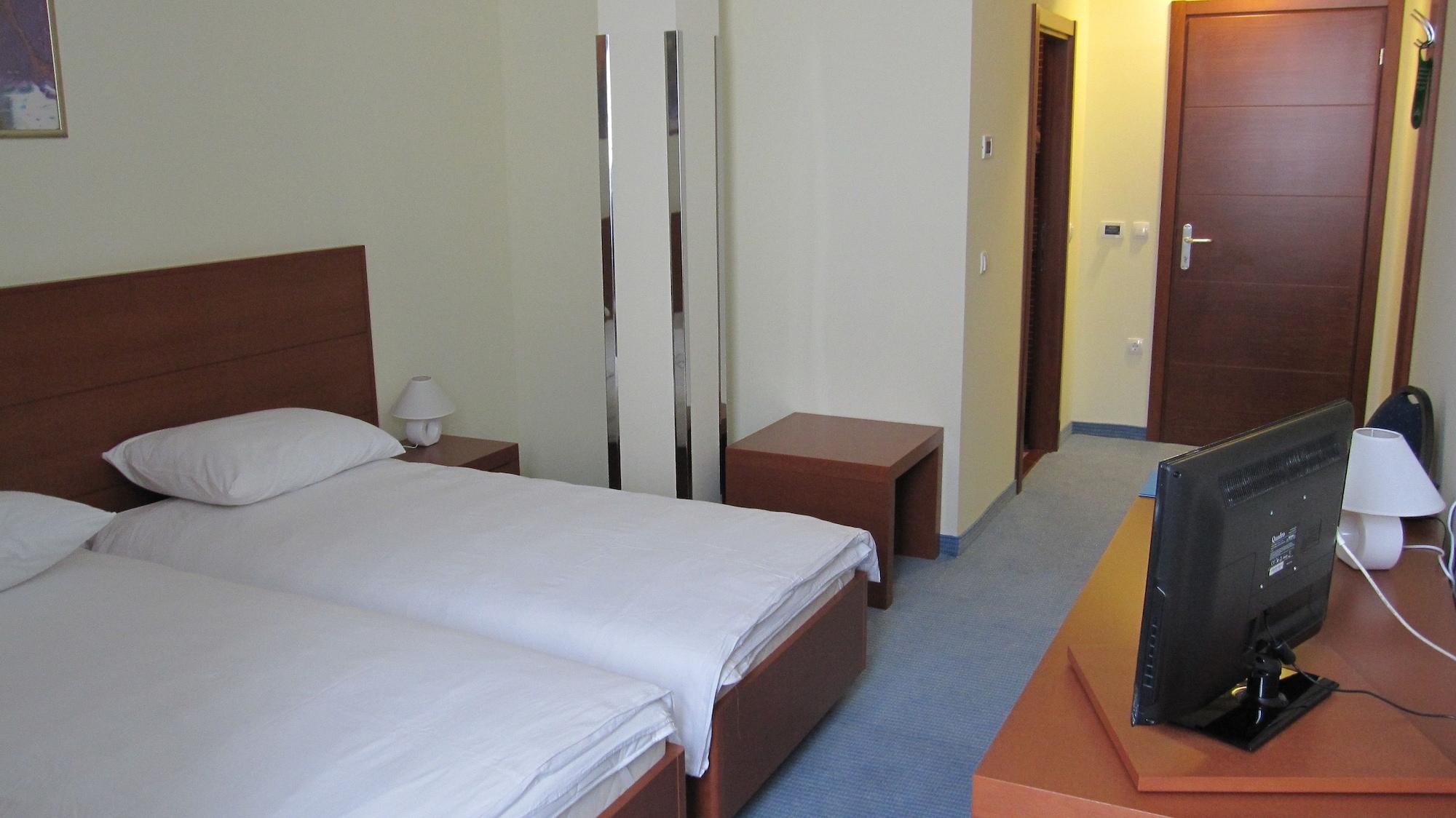Hotel Park Lovran Bagian luar foto